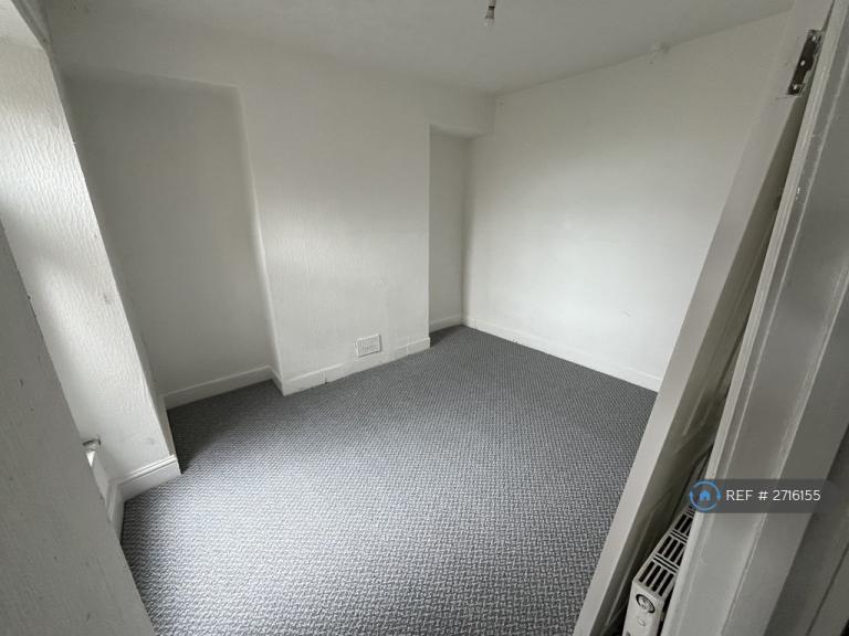 3 bedroom house in Robert Street, Manselton, Swansea, SA5 (3 bed) (#2716155)