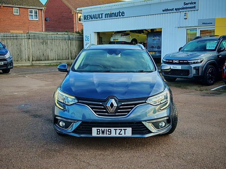2019 Renault Megane 1.5 Blue dCi 115 Iconic 5dr ESTATE DIESEL Manual