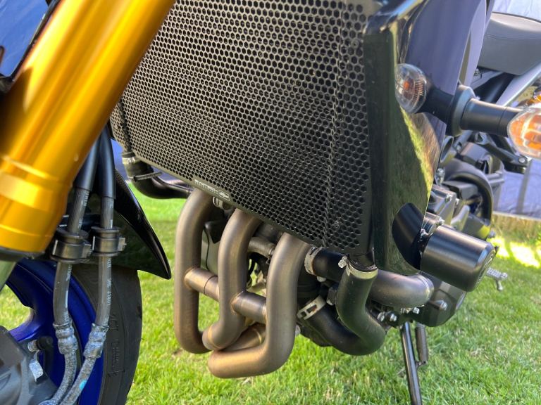 Mt09 full race exhaust titanium. 