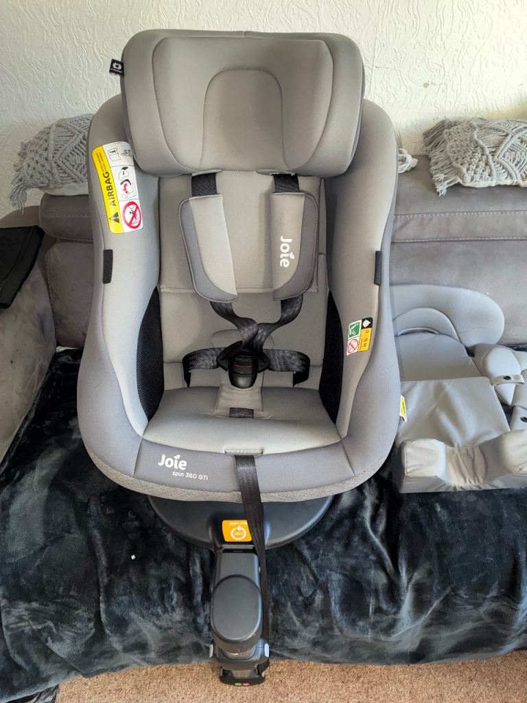 Joie Spin 360 GTi Car Seat – Great Working Condition, Grey