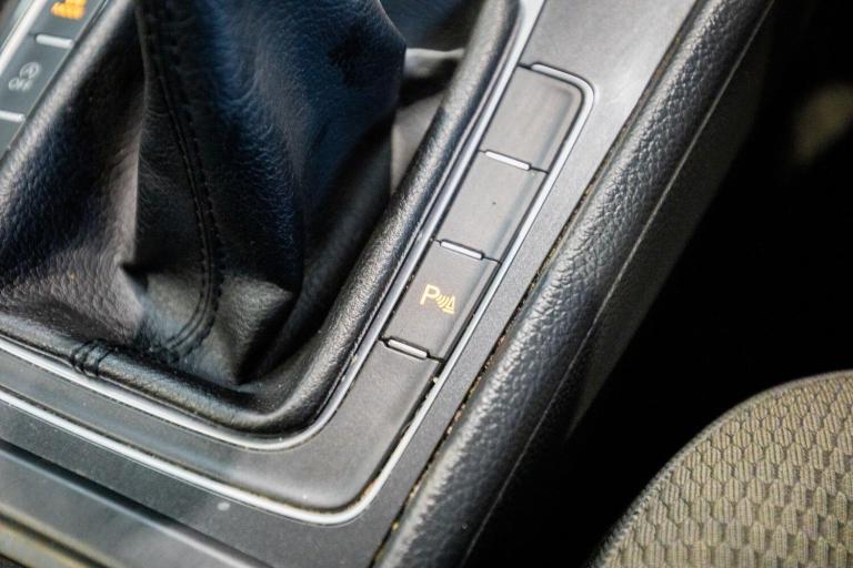 2017 Volkswagen Golf 1.4 TSI SE [Nav] 3dr HATCHBACK PETROL Manual