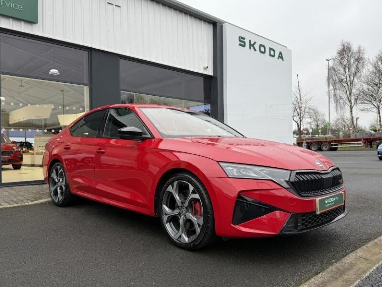 SKODA OCTAVIA 2.0 TSI vRS 5dr DSG