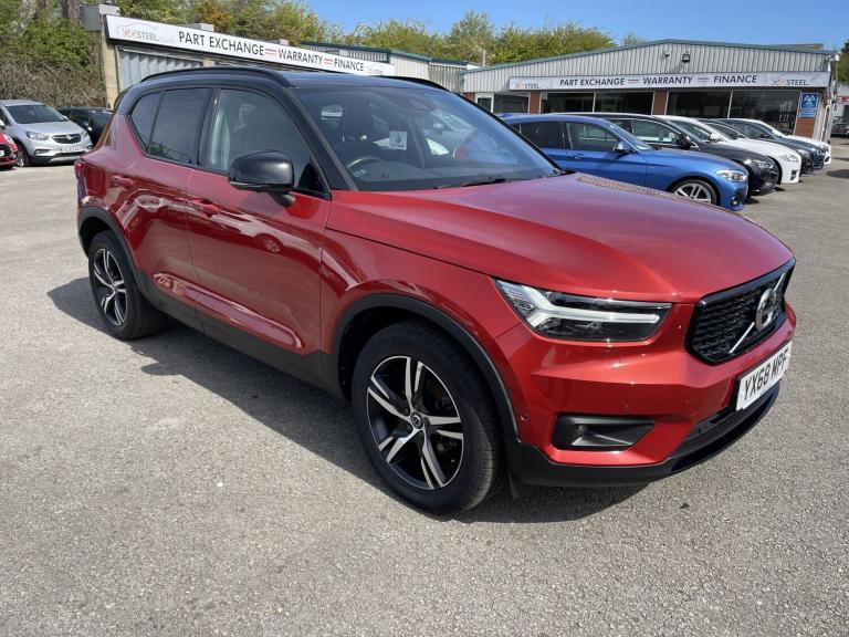 VOLVO XC40 2.0 R-Design D3 2019