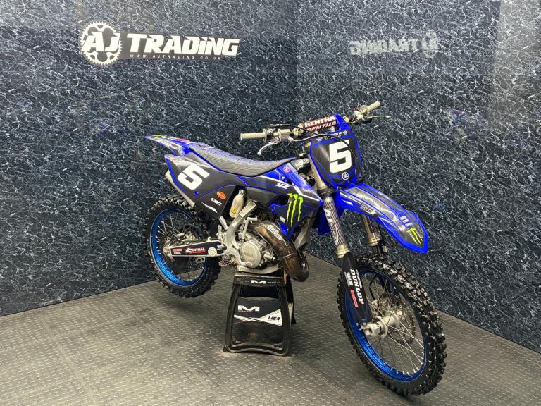 Yamaha YZ 125 2023 ( MX / MOTOCROSS / ENDURO ) @ AJ TRADING