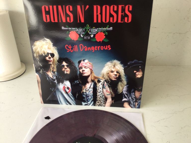 GUNS N ROSES STILL DANGEROUS LIVE SEATTLE CENTRE COLlSEUM 1988