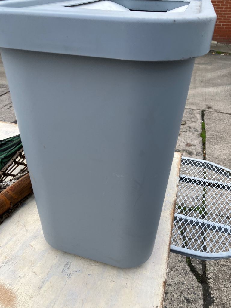 Joseph Joseph Totem Max Kitchen Bin – Grey, Good Condition