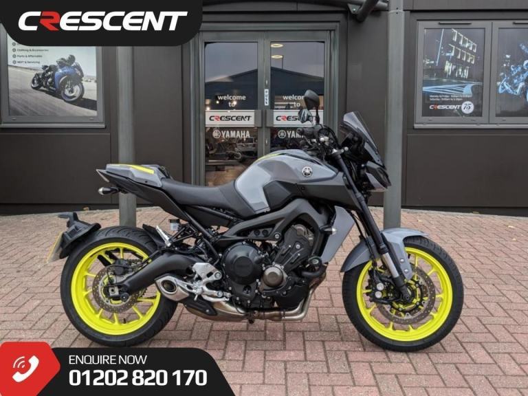 YAMAHA MT-09 2017 - NIGHT FLUO - HEATED GRIPS - MICHELIN TYRES -  R&G PROTECTION