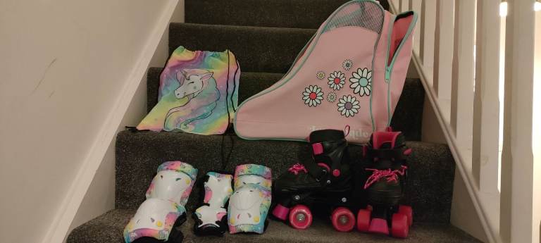 Roller Skates size 9-12