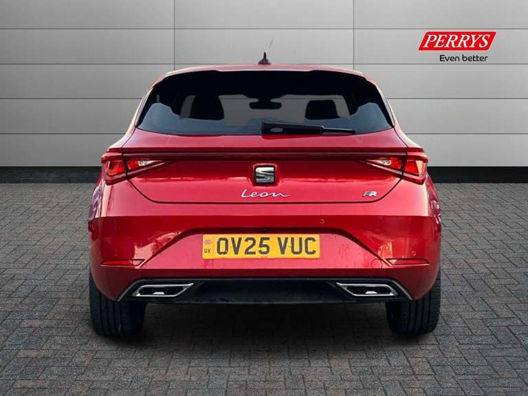 2025 SEAT Leon 1.5 TSI 150 FR Black Edition 5dr [DAP] Hatchback PETROL Manual