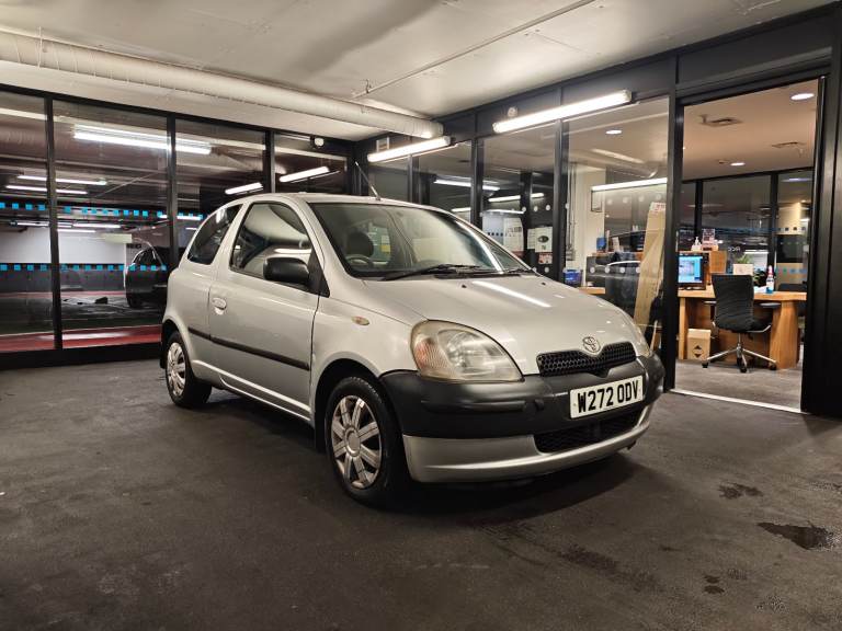 Toyota, YARIS, Hatchback, 2000, Manual, 998 (cc), 3 doors