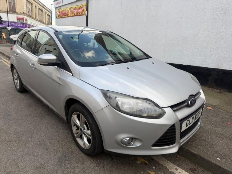 2011 Ford Focus 1.6 Zetec 5dr HATCHBACK Petrol Manual
