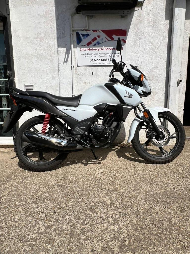 HONDA CB125F 125cc 2023 MOTORCYCLE LOW MILES 