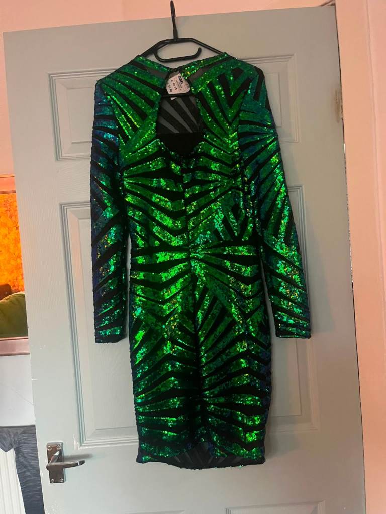 Stunning Quiz Green Sequin Cut Out Bodycon Dress - New with Tags
