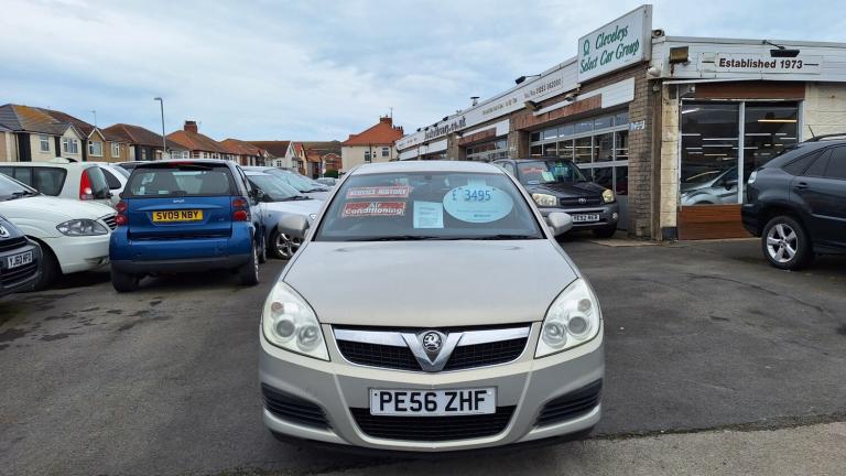 2006 Vauxhall Vectra 1.8i VVT Exclusive 5-Door From £2,695 + Retail Package HATCHBACK Petrol Manual