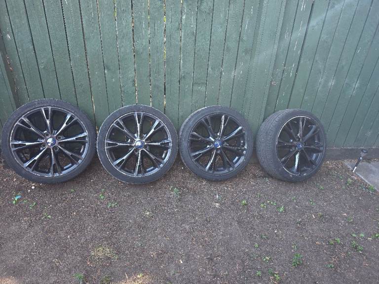 Ford fiesta zetec s alloys and tyres