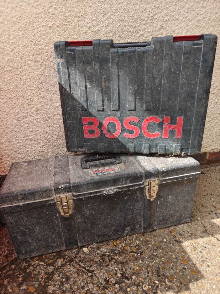 2x Heavy-duty Toolboxes