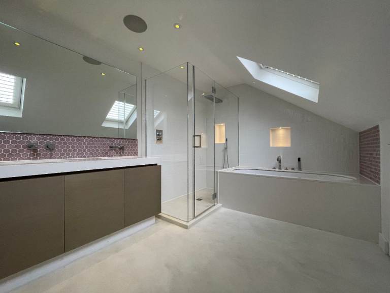Friendly and reliable plumber, All Plumbing and Heating work, Hundreds of happy customers