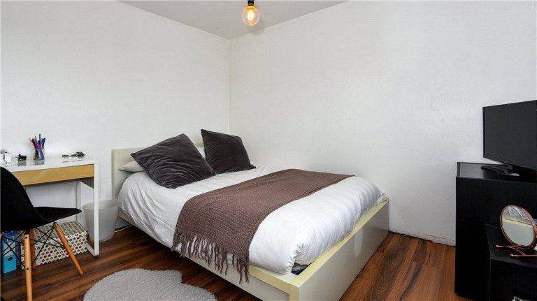 Unique double in Limehouse 