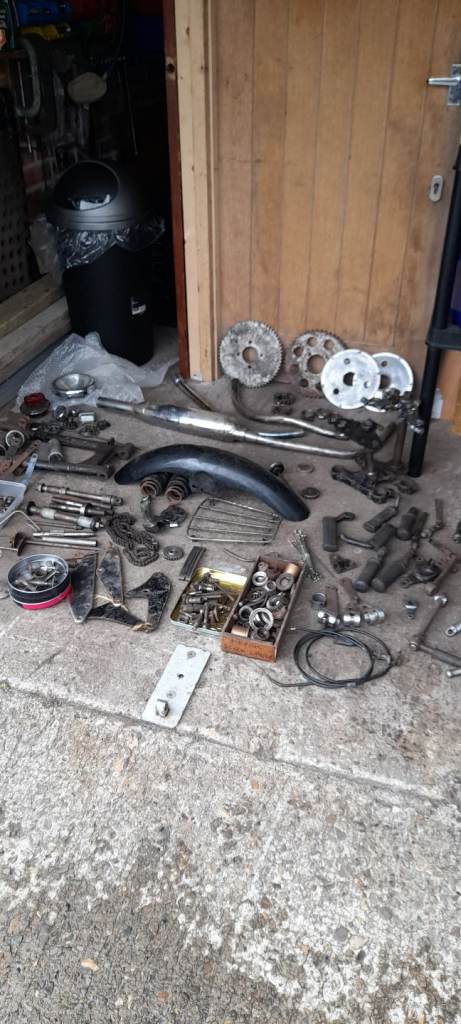 Load of Old Britain motorcycles parts 