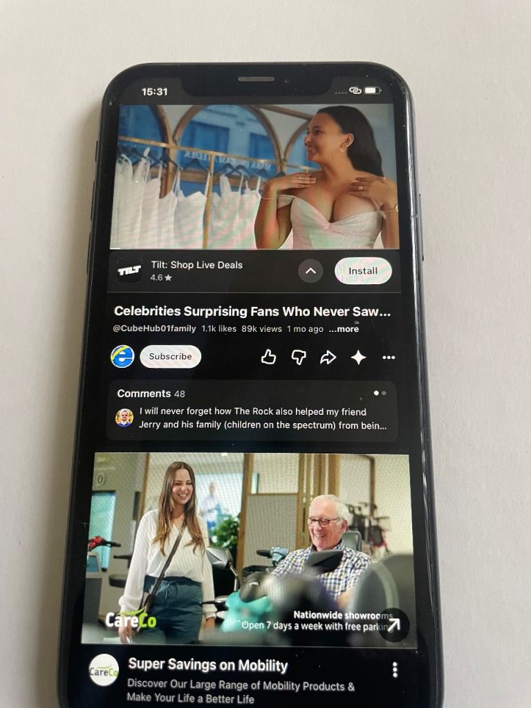 Very Nice IPhone XR Perfect 