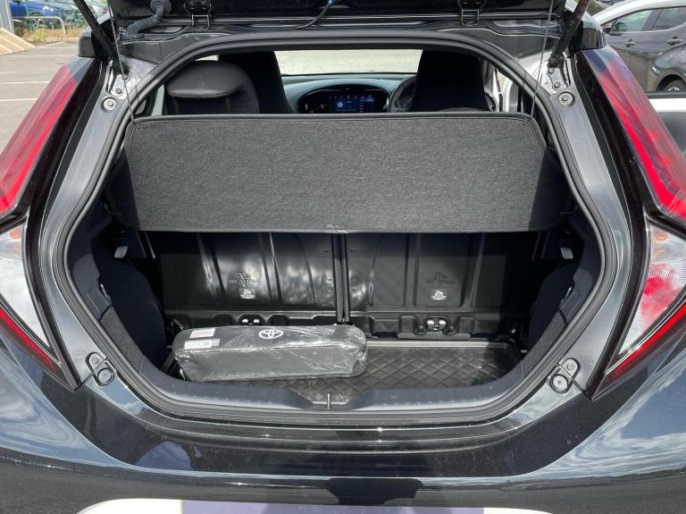 2025 Toyota Aygo X 1.0 VVT-i Edge 5dr HATCHBACK PETROL Manual