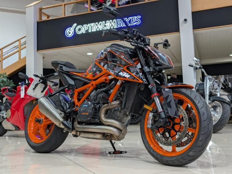 KTM Superduke 1290 R ! TRACK & TECH PACK ! DECAL KIT ! STUNNING