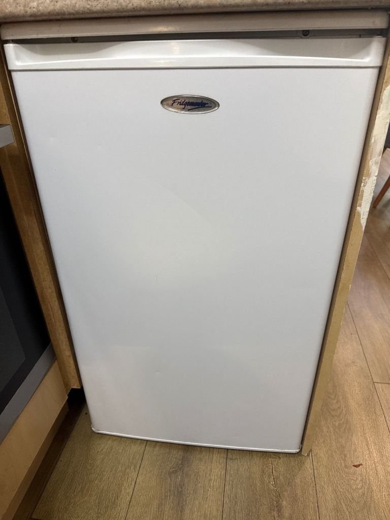 Frigidaire Freestanding Fridge - White, Good Condition