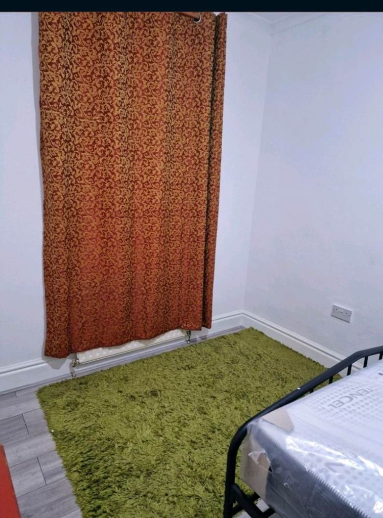 Double Room to Rent