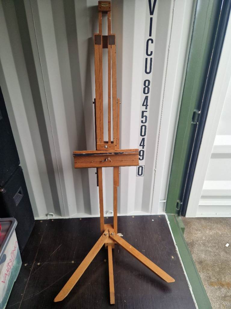 Rowney Wooden Artist's Easel - Very good condition!