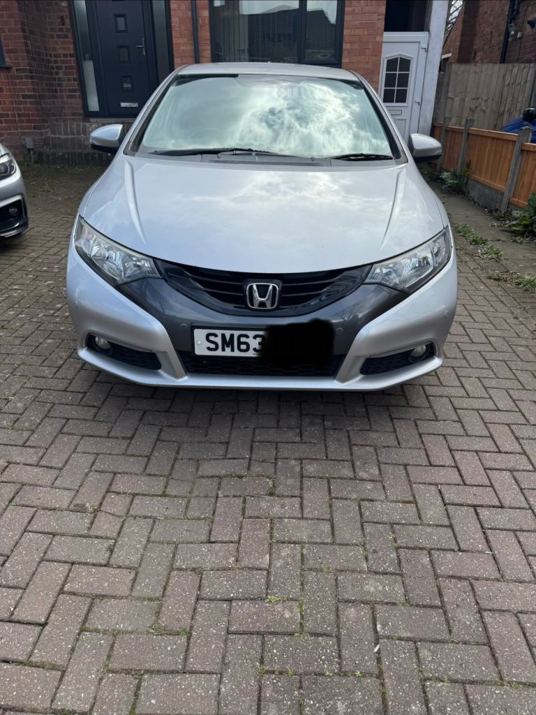 Honda Civic 2013 low mileage fully loaded