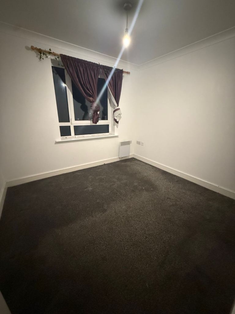 One double bedroom with bathroom 