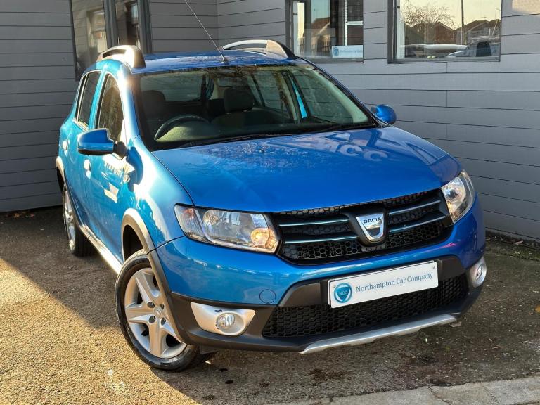 2013 Dacia Sandero Stepway 0.9 TCe Laureate Euro 5 5dr HATCHBACK Petrol Manual