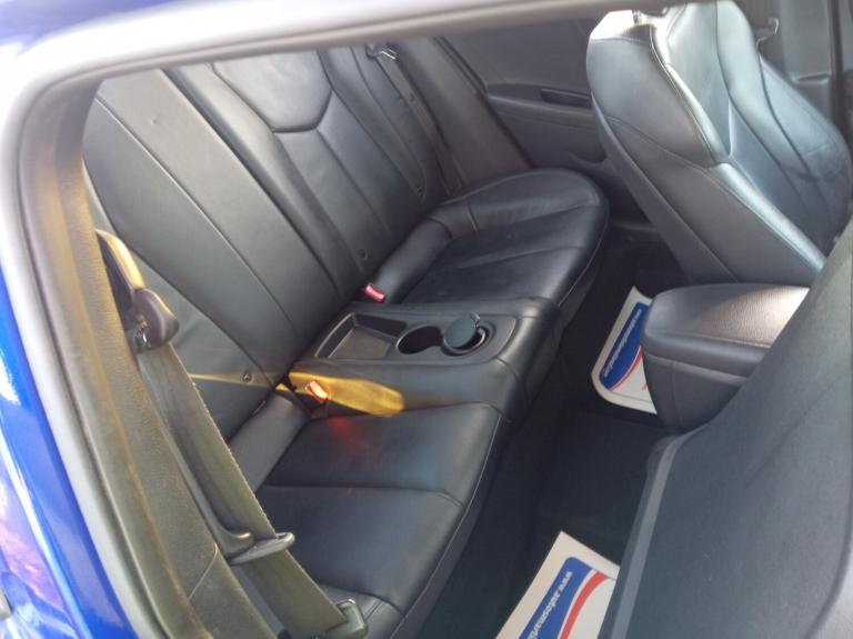 2012 Hyundai Veloster 1.6 GDi Sport TOP CONDITION NO DENTS NO SCRATCHES CAN SECURE 24/7 ON NET  C...