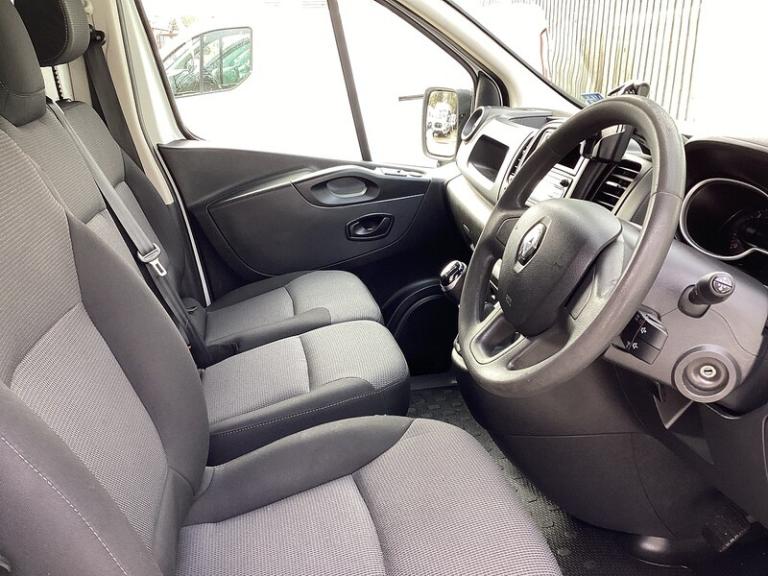 2021 Renault Trafic dCi ENERGY 30 Business+ LWB L/R Euro 6 LWB Panel Van Diesel Manual