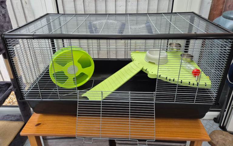 Savic plaza 100 hamster rodent cage with extras 