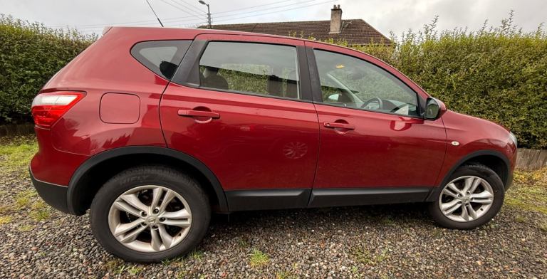 Nissan, QASHQAI, Hatchback, 2013, Manual, 1598 (cc), 5 doors