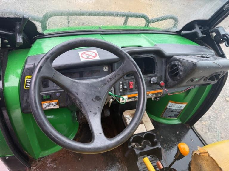 John Deere  Gator XUV 4X4 C Diesel