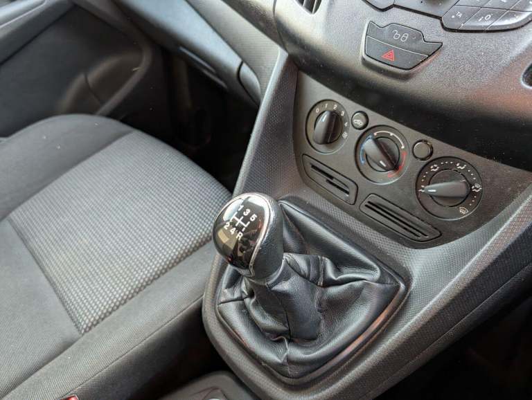 2016 Ford Transit Connect 1.6 TDCi 95ps D/Cab Van PANEL VAN DIESEL Manual