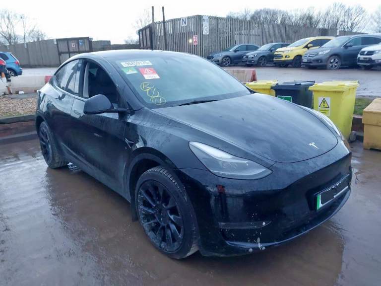 2022 TESLA MODEL Y LONG RANGE AWD BREAKING FOR SPARES DOORS BUMPERS LIGHTS WHEELS RADIATORS