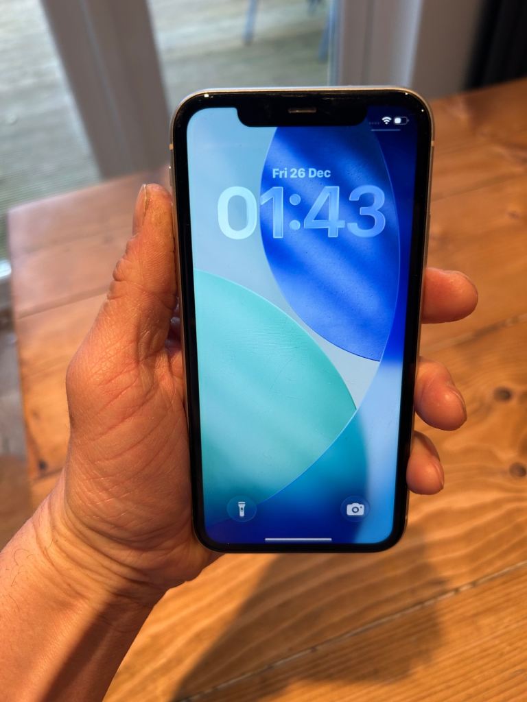 iPhone 11 unlocked for any network 