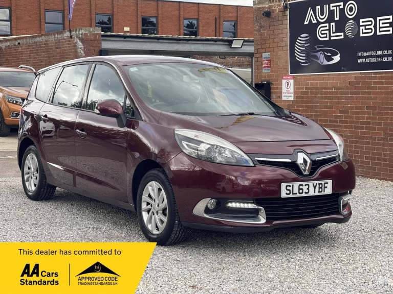 2014 Renault Grand Scenic 1.5 dCi Dynamique TomTom 5dr EDC MPV DIESEL Automatic