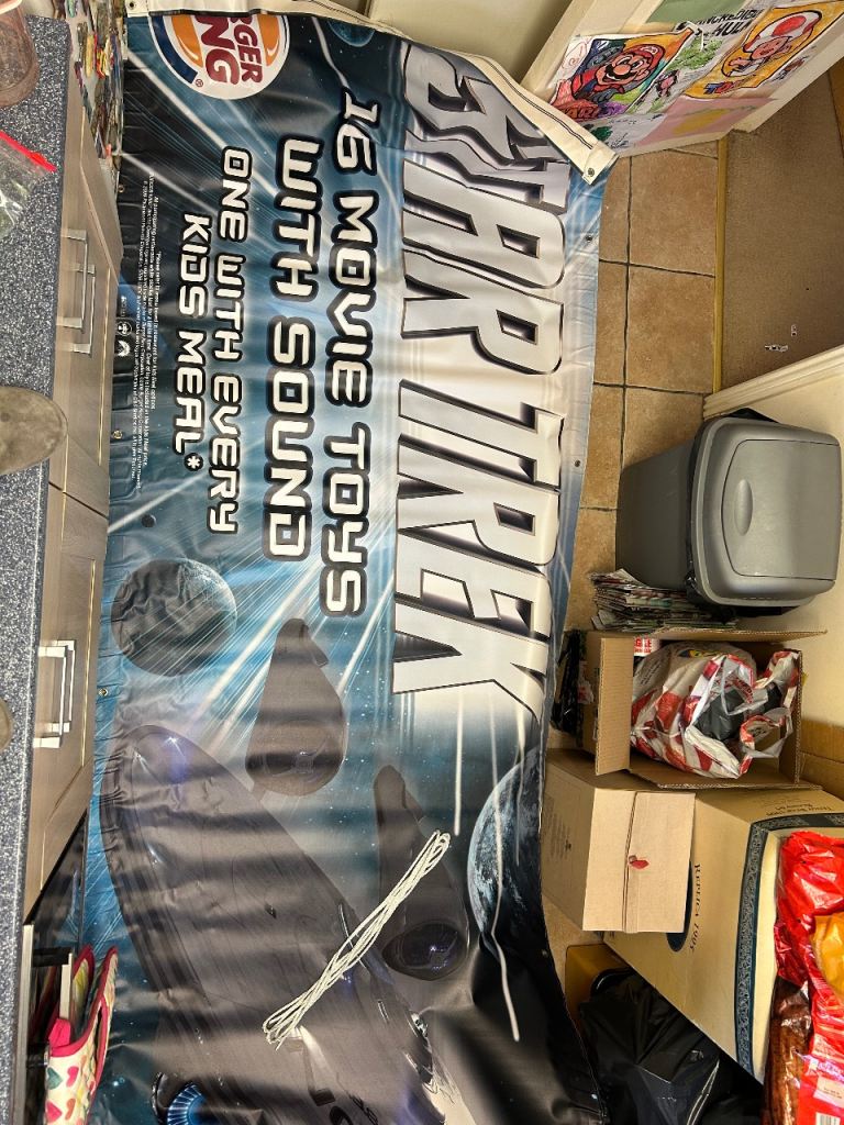 Star Trek 2009 Burger King exterior restaurant banner