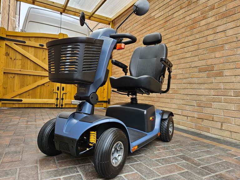 PRIDE COLT SPORT COMPACT MOBILITY SCOOTER