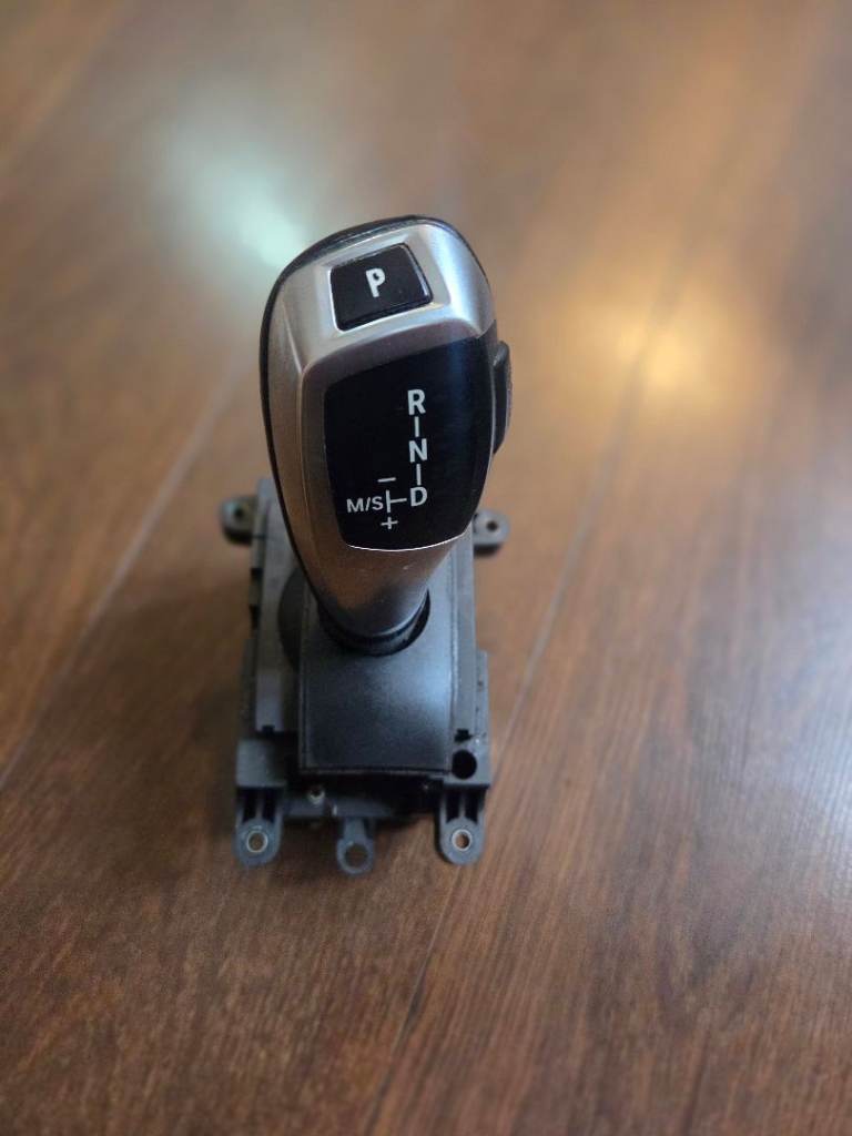 BMW 5 SERIES F10 2011-2014 AUTOMATIC GEAR SHIFTER  925118801