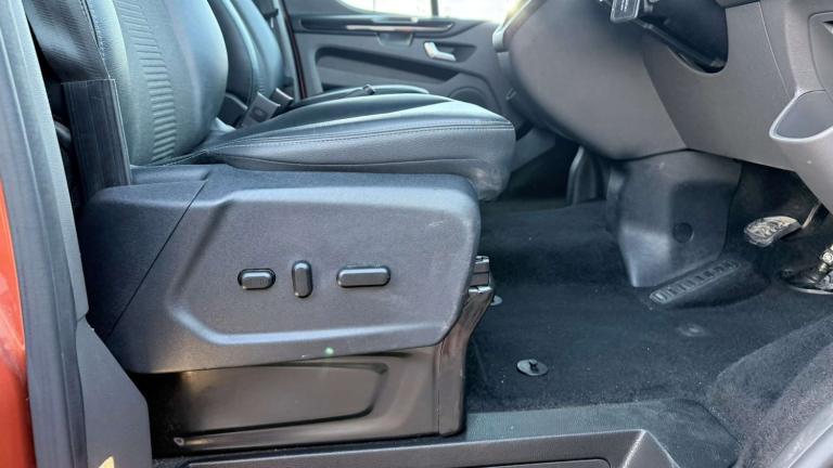 2023 Ford Transit Custom 2.0 EcoBlue 170ps Low Roof D/Cab Active Van Auto PANEL VAN DIESEL Automatic