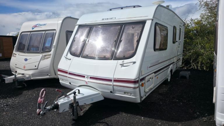 Swift challenger 2001 530se nice 4 berth ready to clear trade sale 
