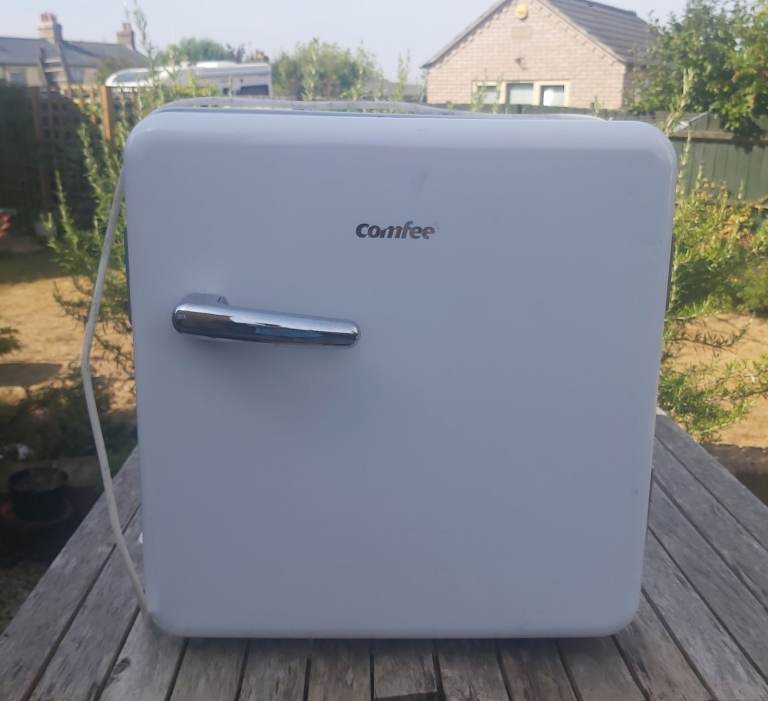 Comfee Mini Fridge - White