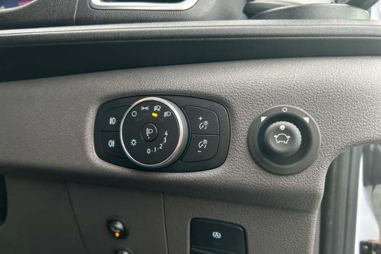 2025 Ford Transit 350 Trend L3 LWB Double Cab Dropside RWD 2.0 EcoBlue 165ps HDE DAP, AIR CON CHA...