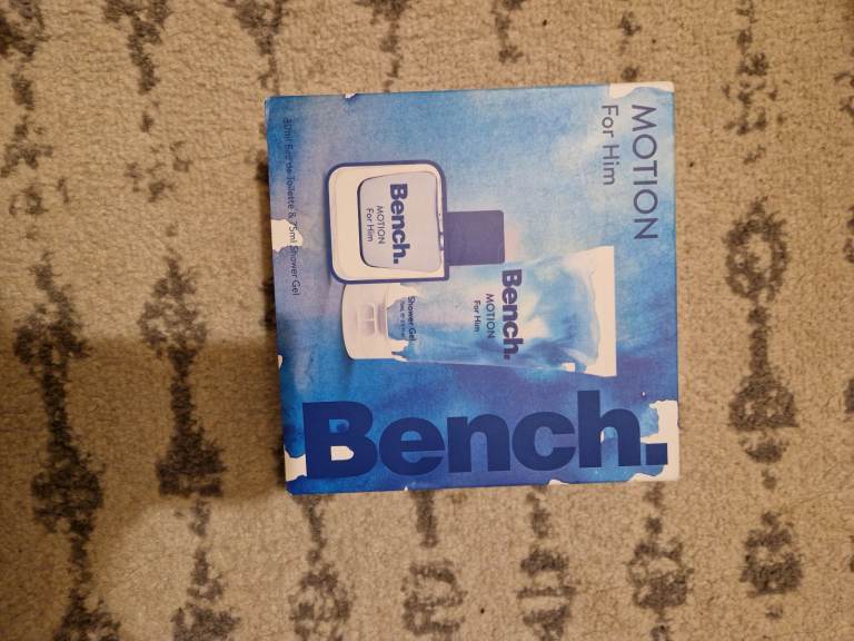 BRAND NEW BENCH GIFT SET