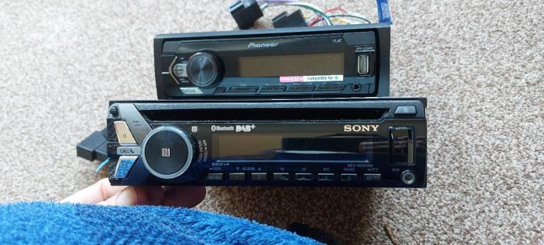 Car stereos 30 for both or 20 each 